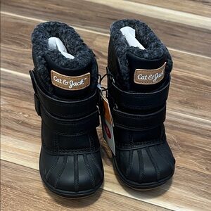 Cat & Jack Black Waterproof Fur Lined Warmer Snow Boots